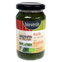 Basilic frais dans l'huile...
